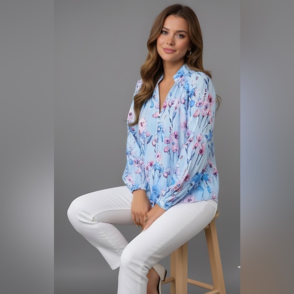 Blue Boho Floral Print Button Down Pleated Shirt - Picture 2 of 5